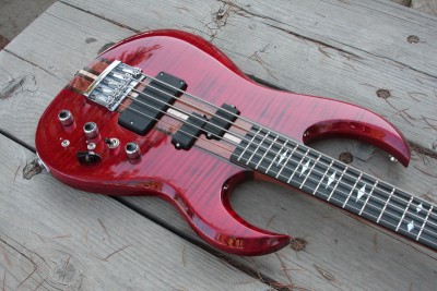 Scimitar NT Bass #2 - Click on picture for manual slideshow.