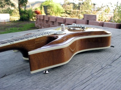 Wraith Simi Hollow Body Prototype - Click on picture for manual slideshow.