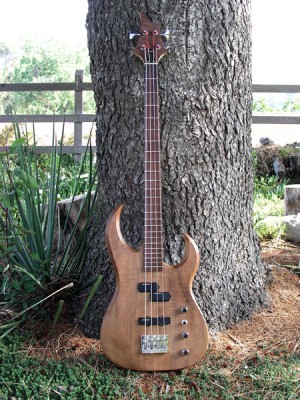 Scimitar Bass Prototype  - Click on picture for manual slideshow.