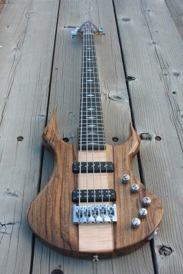 Wraith CB #6 5 String Bass - Click on picture for manual slideshow.