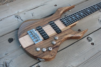 Wraith CB #6 5 String Bass - Click on picture for manual slideshow.