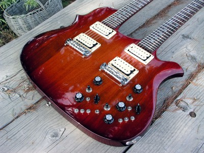 Moser Vintage Double Neck NT #1  - Click on picture for manual slideshow.