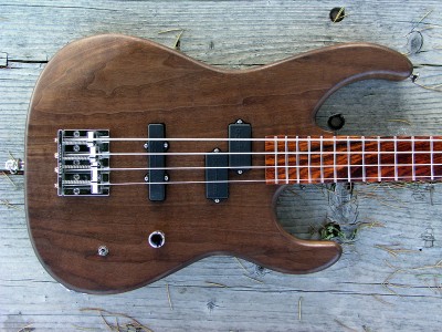 Templar SS Bass #1 - Click on picture for manual slideshow.